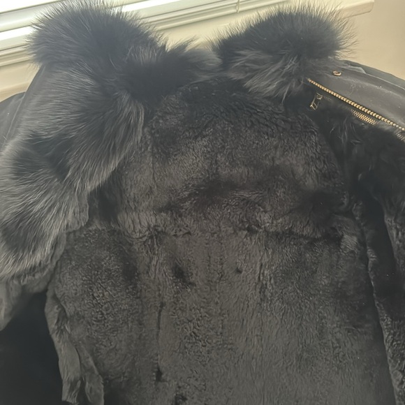 Custom made winter coat - Picture 3 of 4